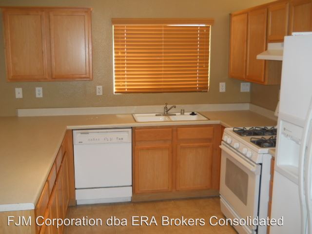 Foto del edificio - 6249 Highland Gardens Dr