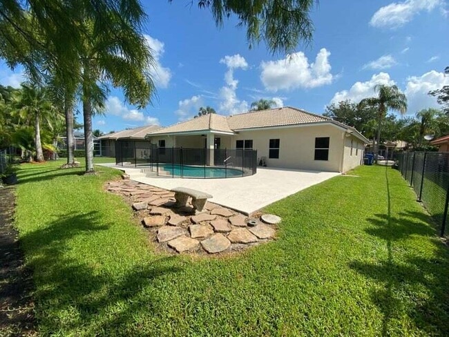 Building Photo - 149 Kapok Crescent
