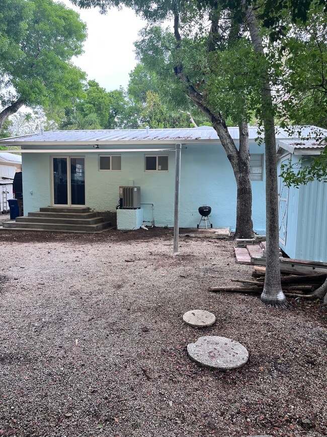 Building Photo - 108 Caribbean Ave