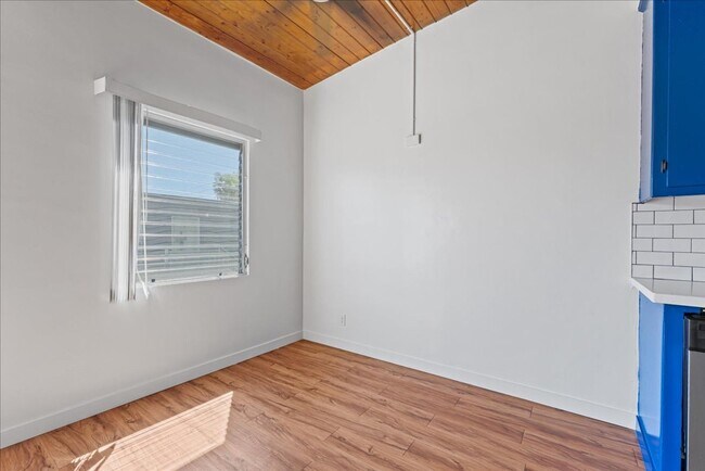 Foto del edificio - 6114 Cahuenga Blvd