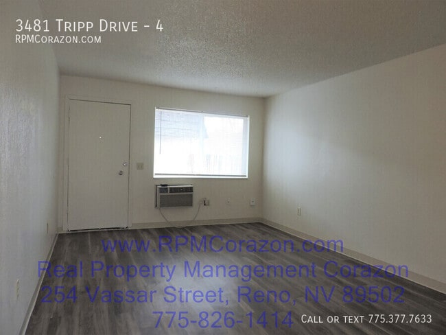 Foto del edificio - 3481 Tripp Dr