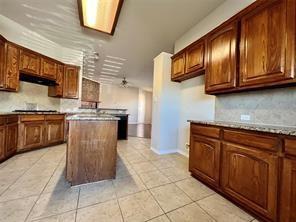 Building Photo - 1201 Oakley Dr