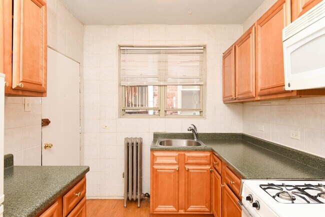 Foto del edificio - 4229 N Paulina St