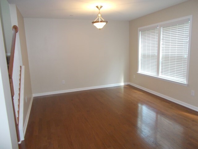 Building Photo - 147 Collenton Ln