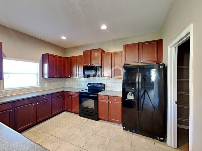 Building Photo - 1706 Bonita Bluff Ct