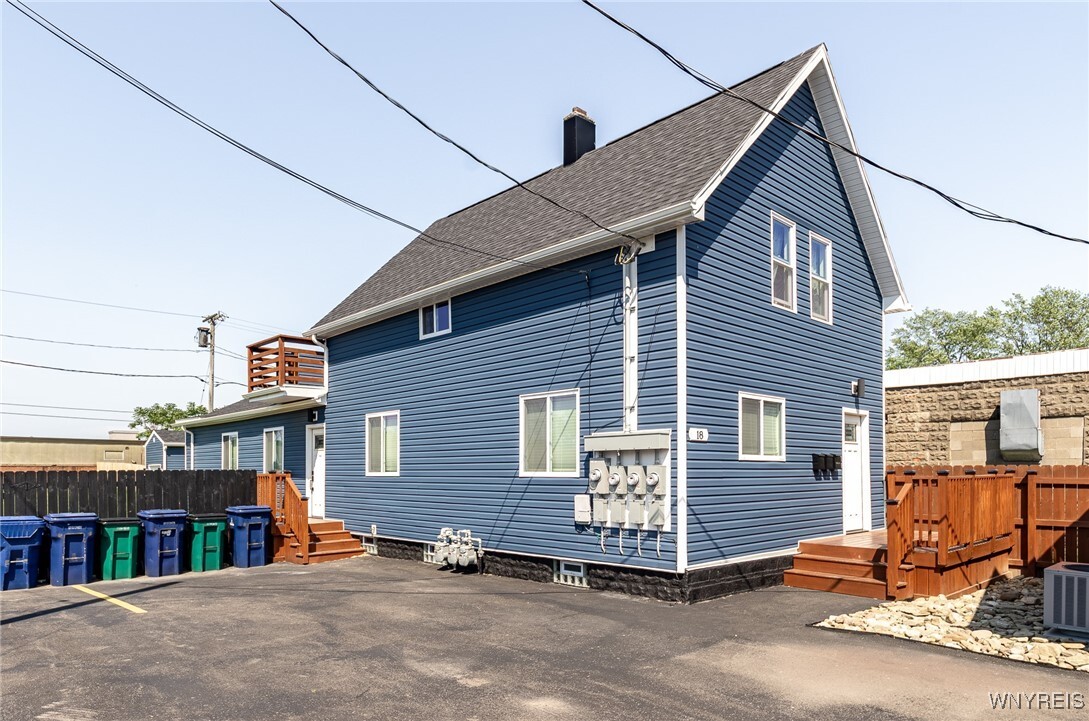 Primary Photo - 18 Abbott Rd