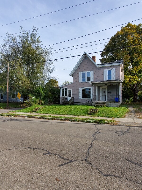 Primary Photo - 401 Franklin St