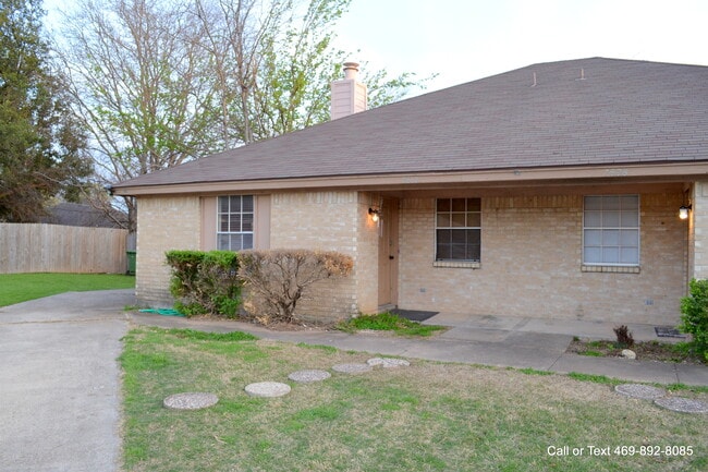 Photo - 7610 April Ct (North Richland Hills, TX) House