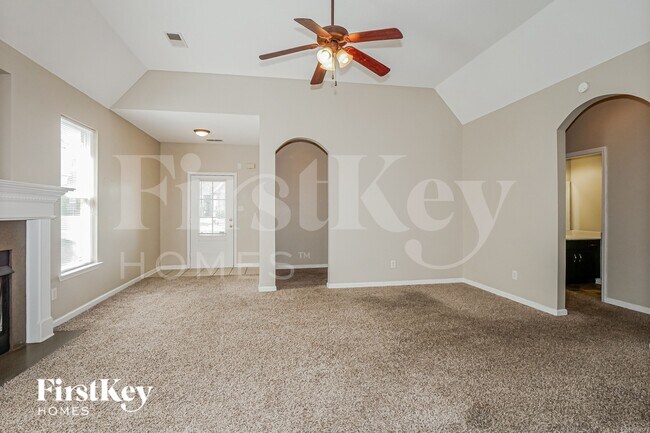 Foto del edificio - 9279 Windy Meadow Ln
