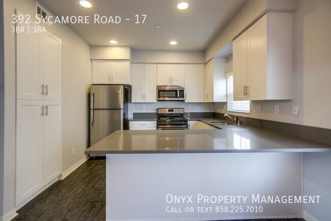 Foto del edificio - 392 Sycamore Rd - NEWER TOWNHOMES!  ONLY $...