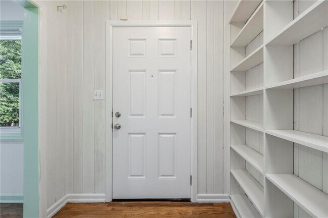 Foto del edificio - 804 Brookdale Dr SW