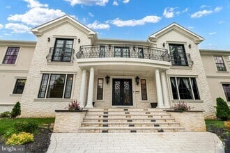 Building Photo - 1065 Northfalls Ct