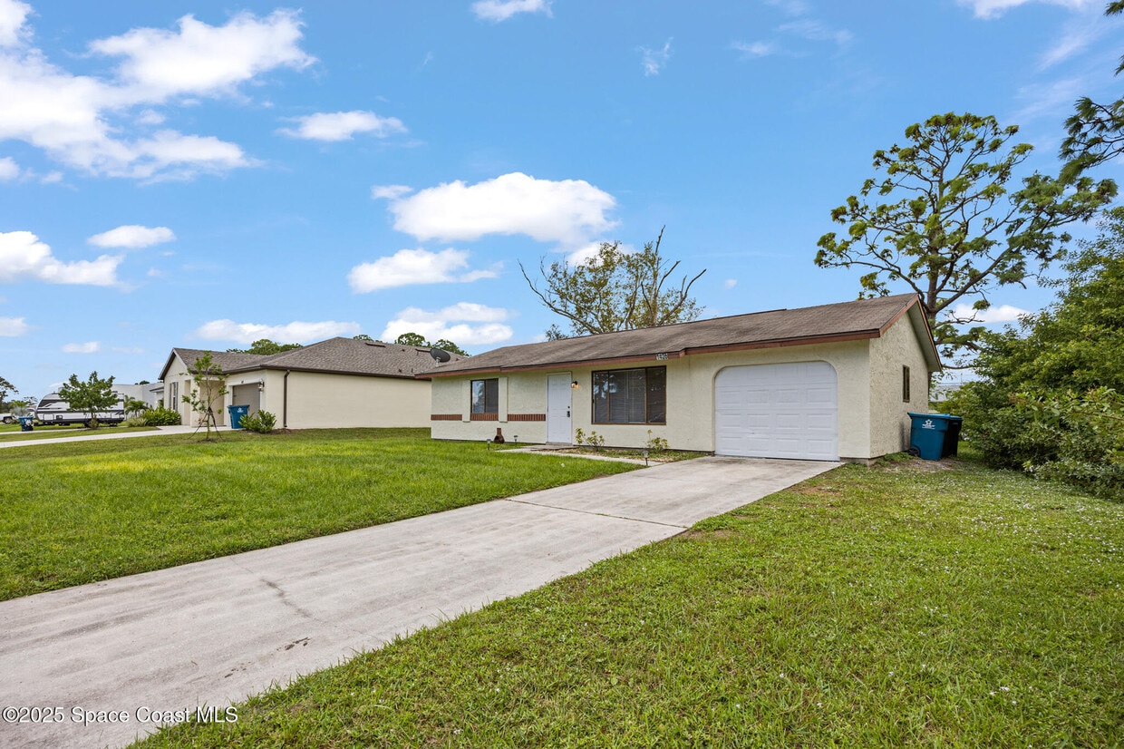 Foto principal - 1426 Leeward Ave SE