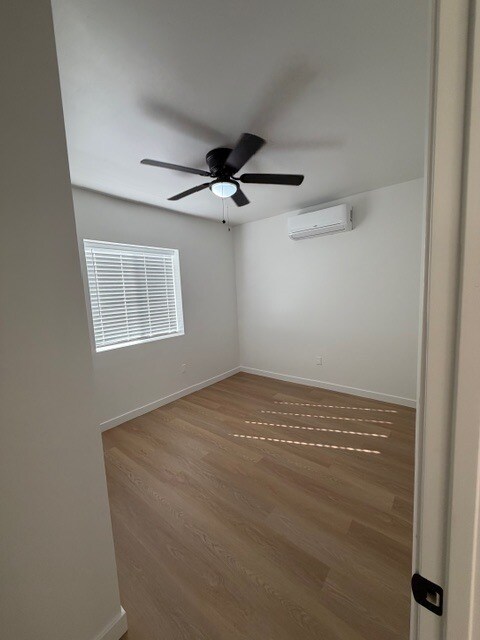 Building Photo - 174 Bethune Way