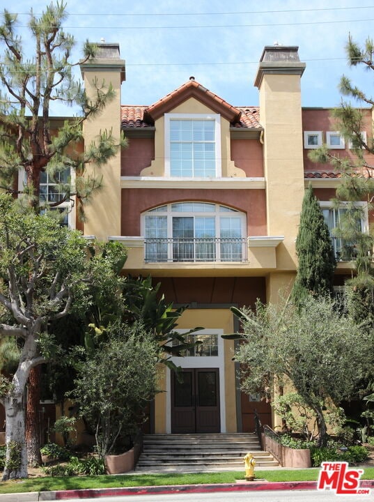 7111 La Tijera Blvd Unit C201, Los Angeles, CA 90045 Apartment for