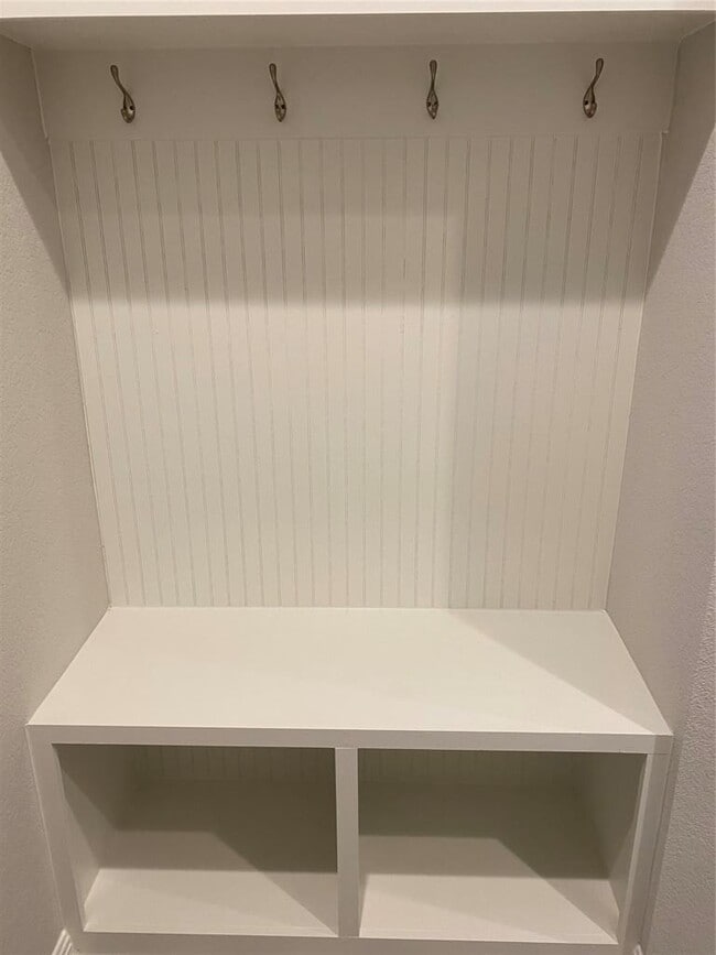 Building Photo - 1513 Whippletree Trl