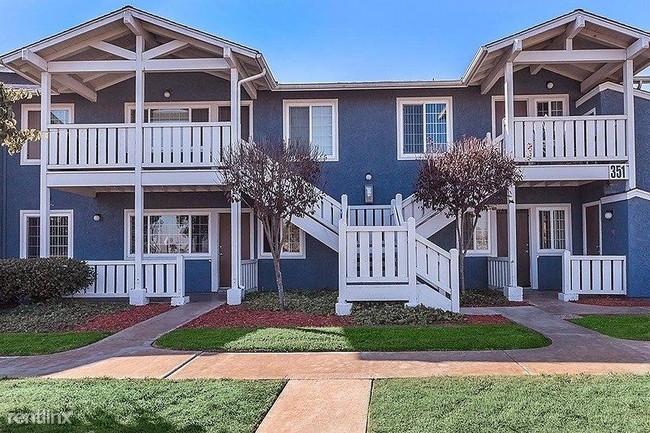 Building Photo - 1 br, 1 bath Apartment - 365 Caspian Way