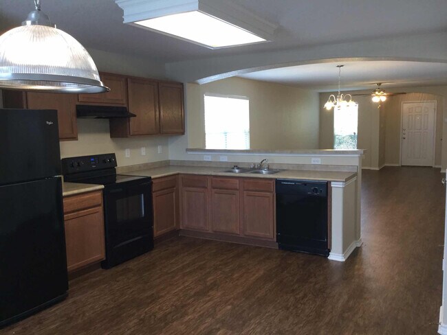 Building Photo - 3607 Alonzo Flds