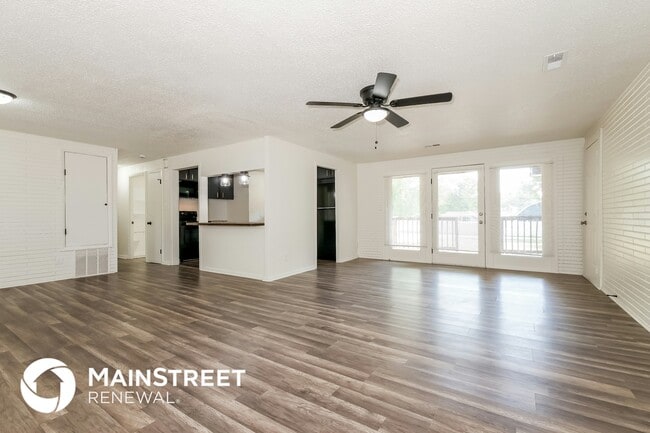 Building Photo - 607 Hamblen Rd