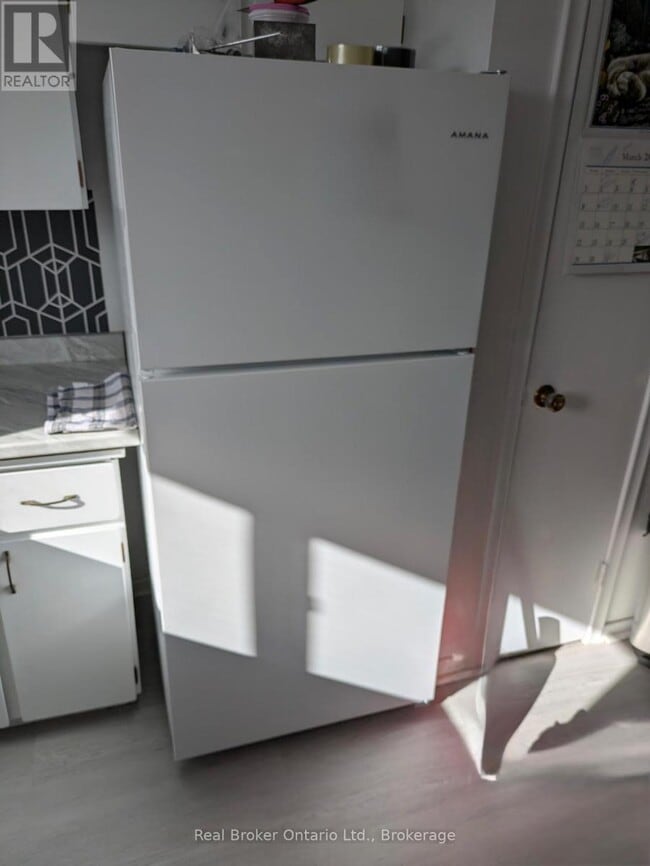 Photo du bâtiment - 36 Graham Ave