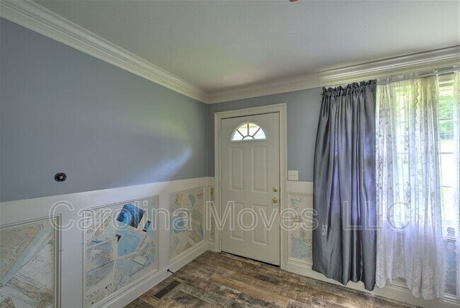 Foto del edificio - 1760 Memorial Dr Ext