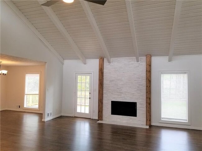 Building Photo - 2739 Spencers Trace NE