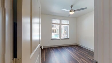 Interior Photo - Vitruvian West