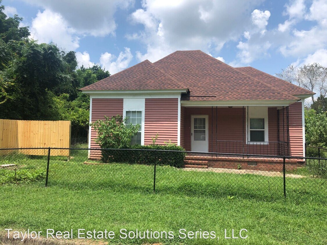Foto principal - 3 br, 2 bath House - 109 D St