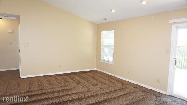 Building Photo - 3 br, 2 bath House - 6036 Miller Wood Ln