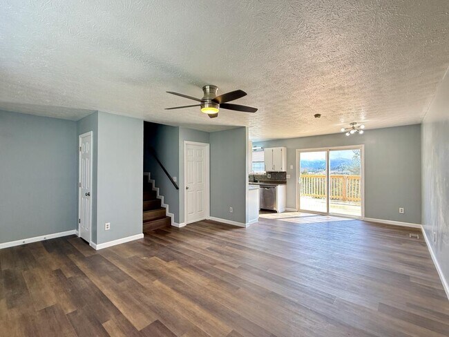 Foto del edificio - 275 Stone Dam Rd