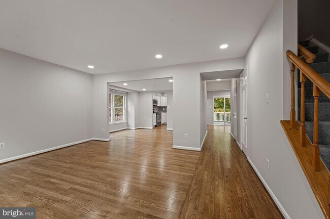 Foto del edificio - 6249 Rathlin Dr