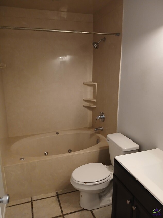 Building Photo - 452 Tallulah Trail