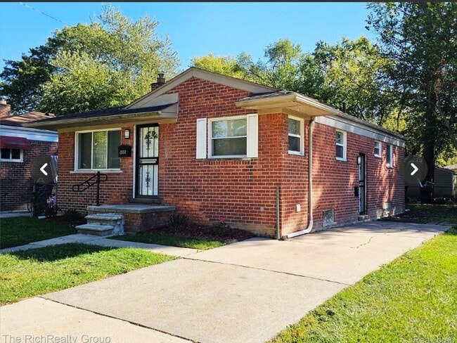 Building Photo - 28951 Hazelwood St