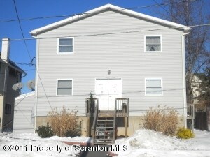 Foto principal - 609 Mill St