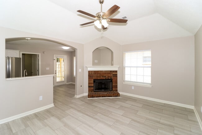 Building Photo - 1413 Marhill Cove
