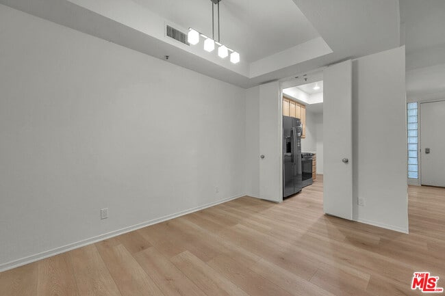 Building Photo - 2131 Century Park Ln