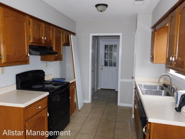 Building Photo - 3 br, 2 bath House - 10144 Hyman Drive
