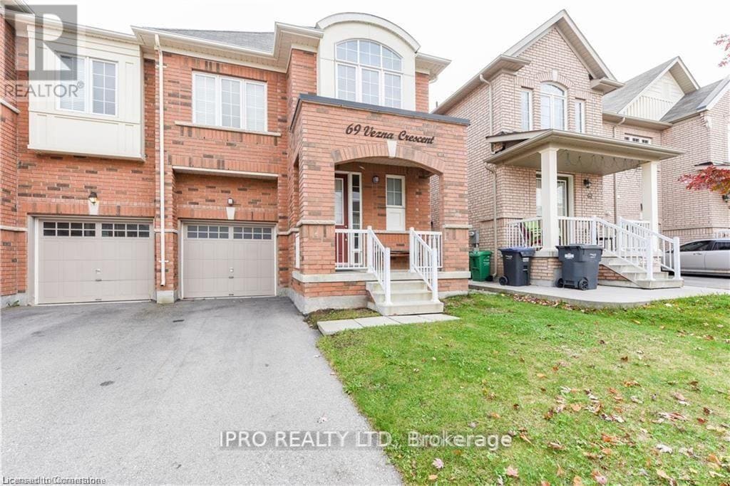 Primary Photo - 69 Vezna Cres