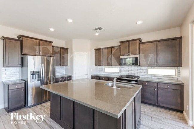 Foto del edificio - 11458 S 176th Dr