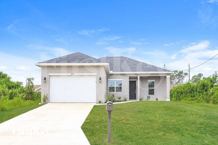 Foto principal - 12873 Xavier Ave