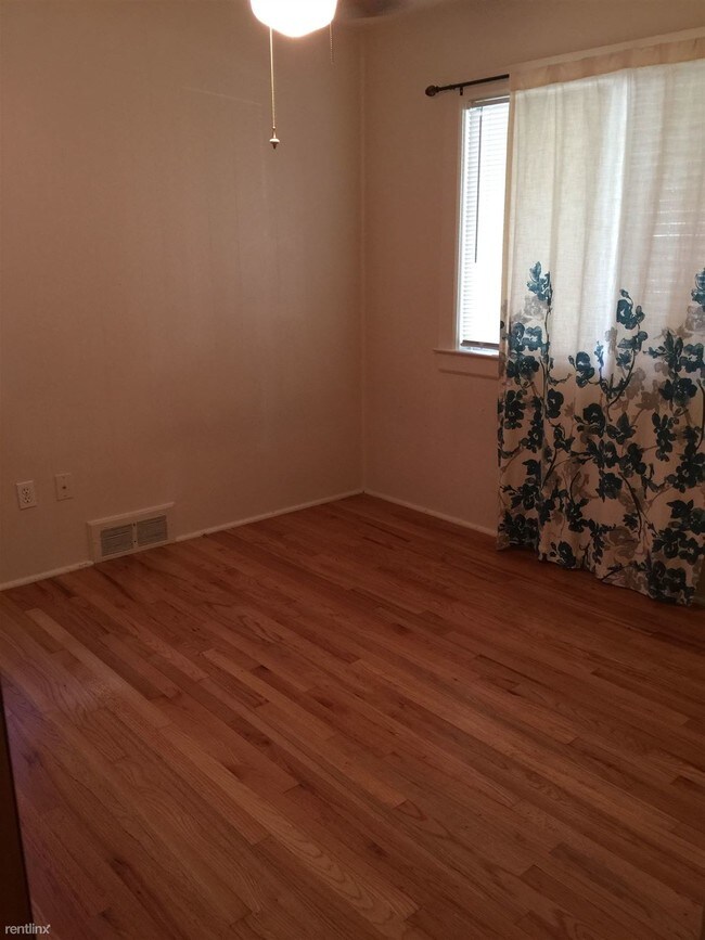 Foto del edificio - 2600 Detroit St