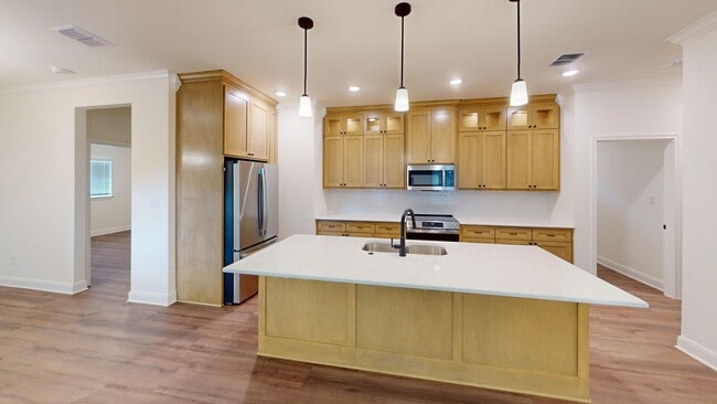 Building Photo - 6610 Bendale Dr