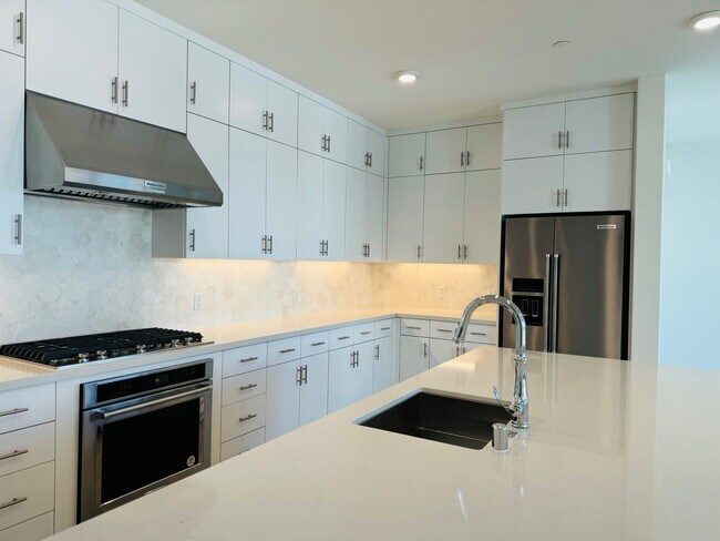 Building Photo - 3468 Inspiration Wy