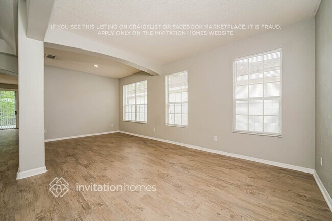 Foto del edificio - 1952 Bridgeview Cir