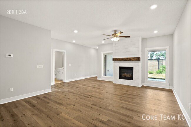Building Photo - Brand New 2 Bedroom Townhome in Smithville