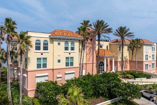 Serenata Beach Ocean Villas