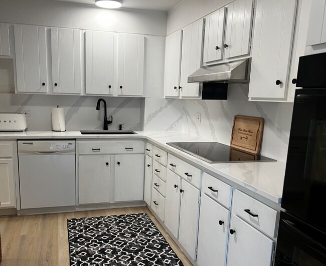 Foto del edificio - 3131 E Alameda Ave