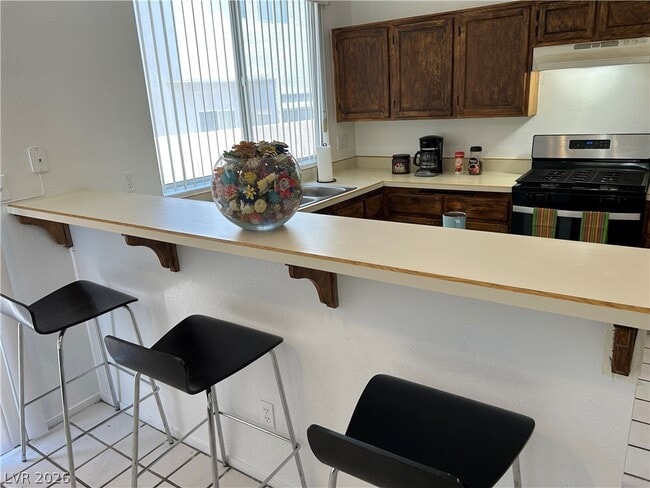 Foto del edificio - 6672 Golden Pond Cir