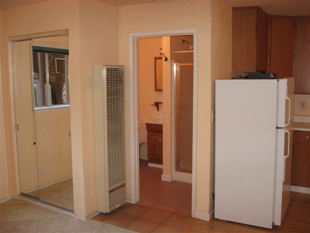 Building Photo - 298 Burrell Ct