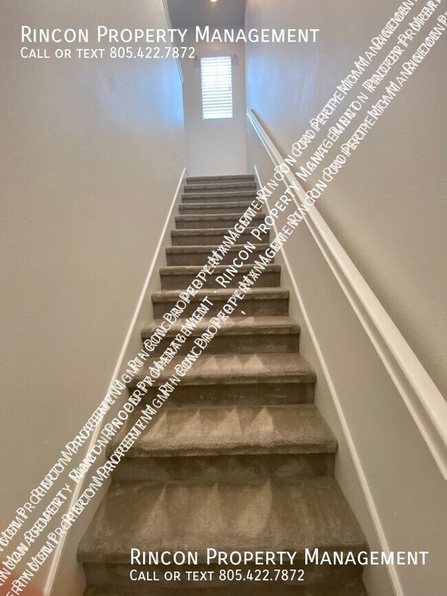 Foto del edificio - Newer and Updated Studio in Ventura *Close...